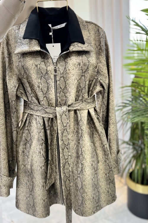 Nagini ceket hale Karışık