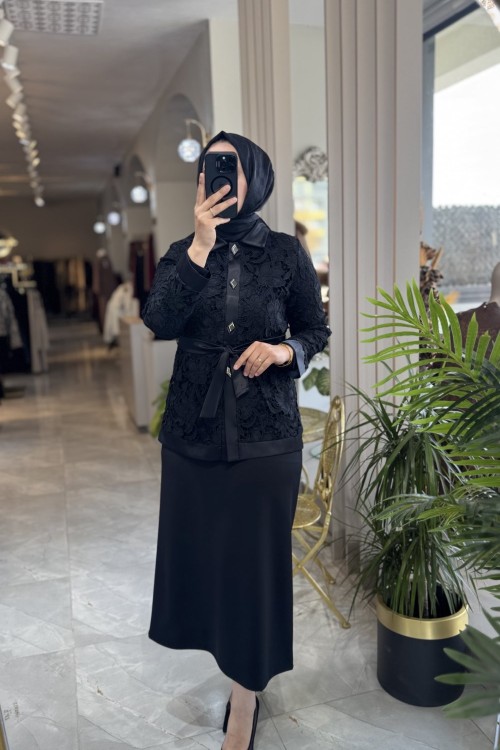 STİLE TRANSPARAN DANTEL DETAY CEKET Siyah